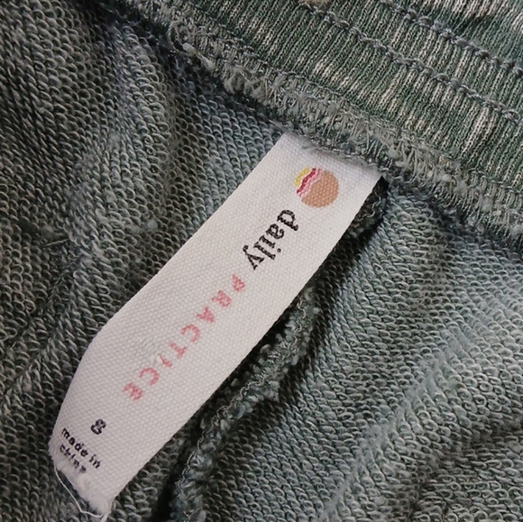 Daily Practice Cargo Joggers Green Women's Small - Picture 4 of 6